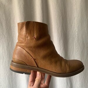 Gorgeous Hand Finished Franco Sarto Boots